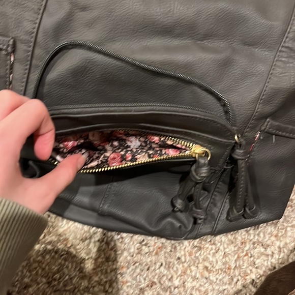 American Eagle Backpack - Picture 3 of 10